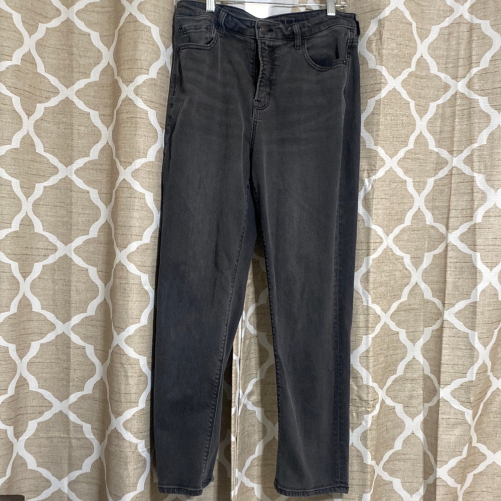 American eagle stretch straight jean